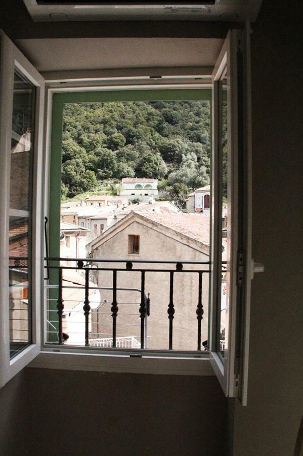 Charmant F2 Dans Joli Village Corse Omessa Exterior photo